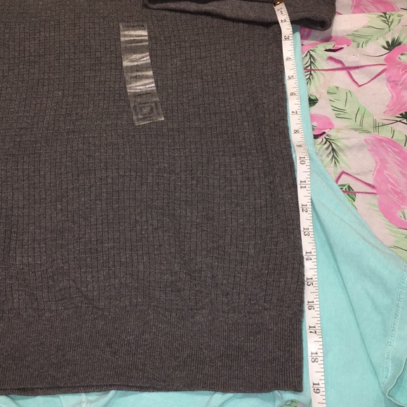 Claiborne gray sweater Sz Large!!! Charcoal - Picture 6 of 8